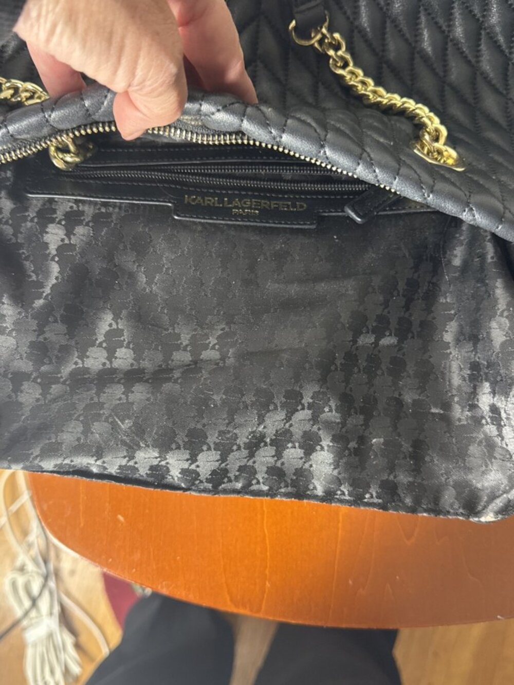 KARL LAGERFELD Paris Womens Karolina Tote Bag Black/Gold Chain Quilted Logo Nice - Picture 8 of 16